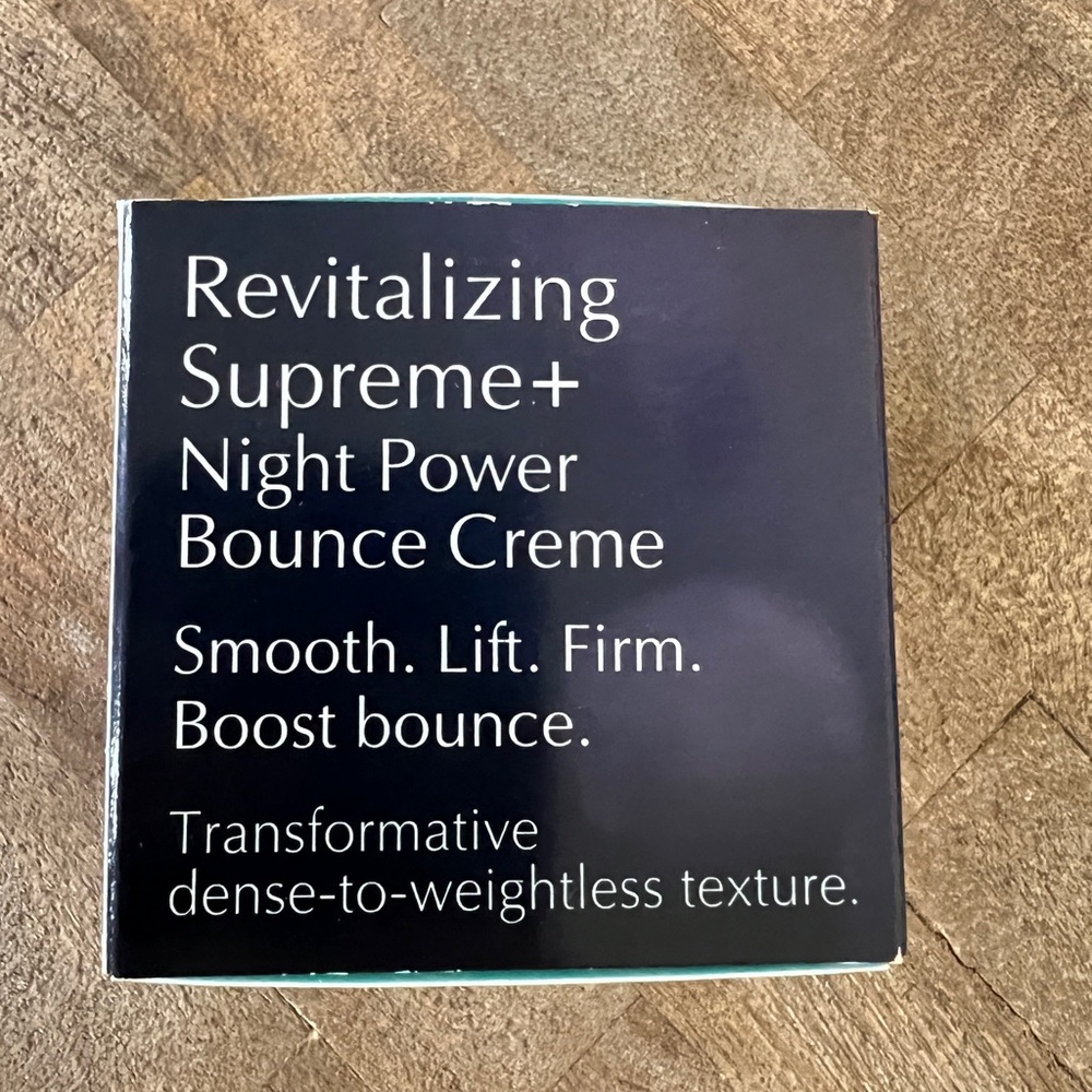 Estee Lauder Revitalizing Supreme+ Moisturizer Night Power Bounce Creme - Picture 8 of 8